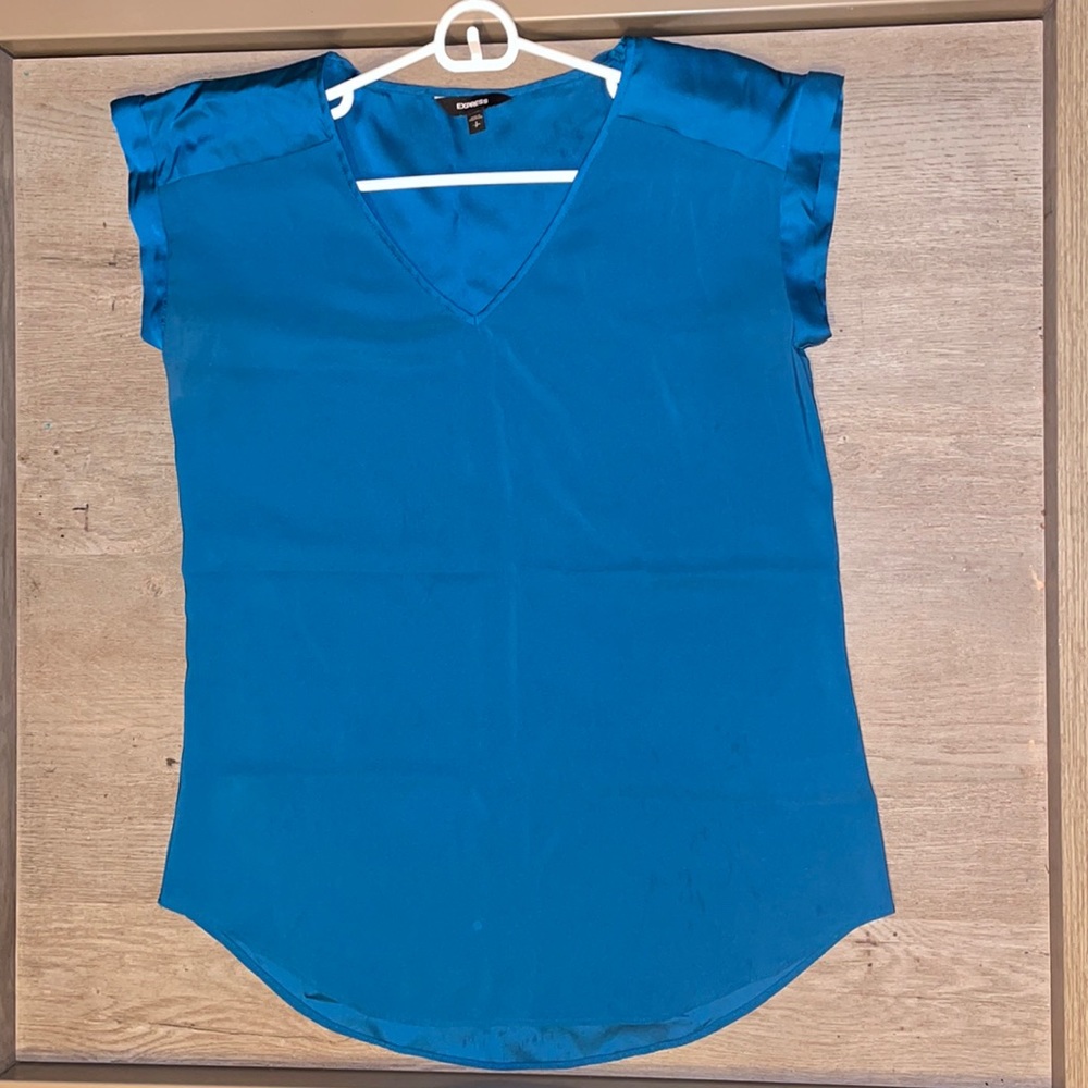 Blue satiny short sleeve Express blouse